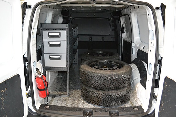 Volkswagen Caddy Maxi 8 of 10