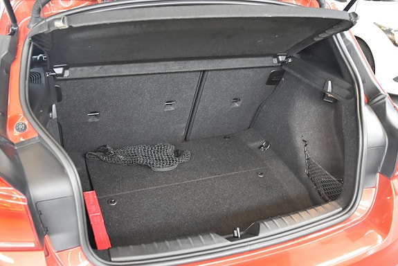 BMW 118i 15 of 15