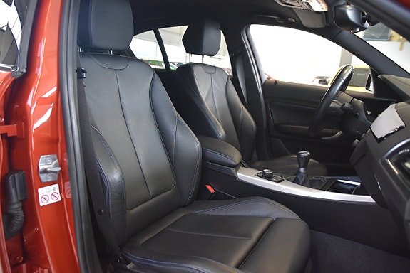 BMW 118i 9 of 15