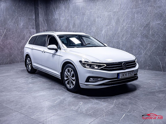 Volkswagen Passat 9 of 30