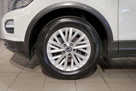 Volkswagen T-Roc 3 of 16
