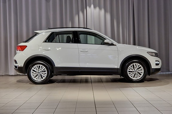 Volkswagen T-Roc 4 of 16