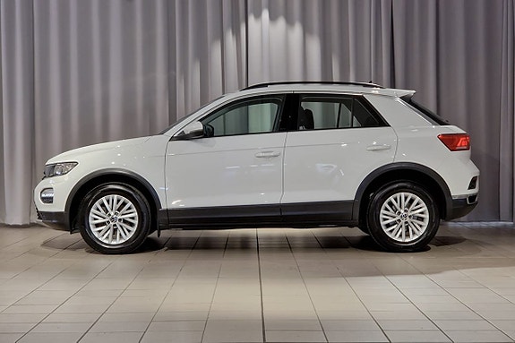 Volkswagen T-Roc 2 of 16