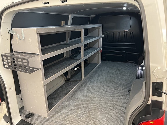 Volkswagen Transporter 13 of 30