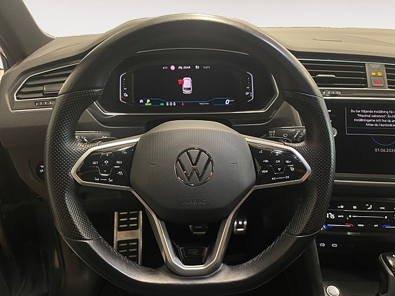 Volkswagen Tiguan 14 of 26