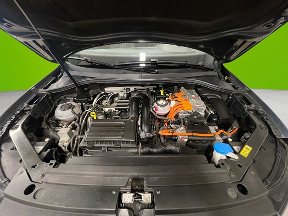 Volkswagen Tiguan 18 of 26