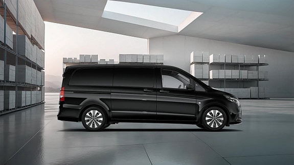Mercedes-Benz Vito 119 2 of 5
