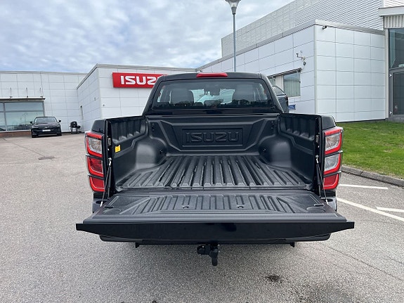 Isuzu D-max 6 of 14