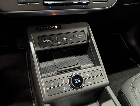 Hyundai Kona 12 of 14