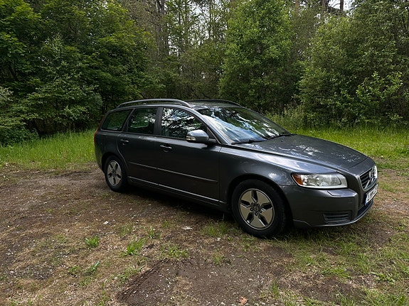 Volvo V50 5 of 5