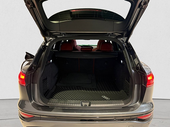 Audi Q6 e-tron 16 of 16