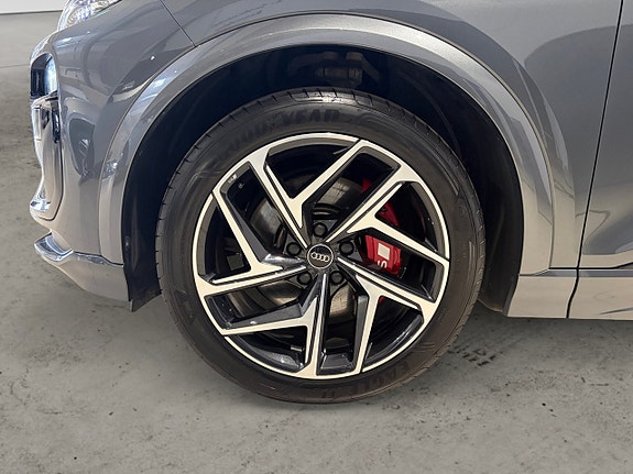 Audi Q6 e-tron 6 of 16