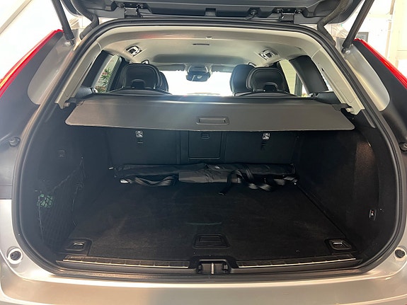 Volvo XC60 5 of 5