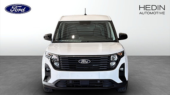 Ford Courier 8 of 9