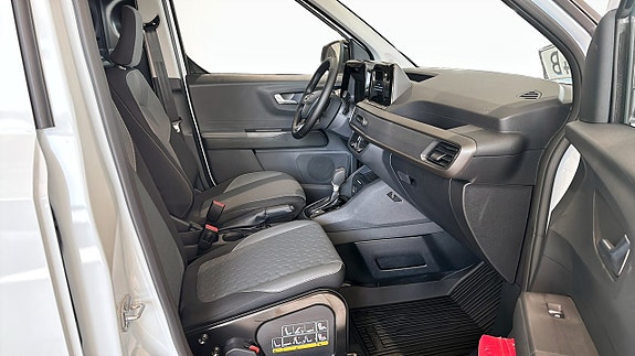 Ford Courier 3 of 9
