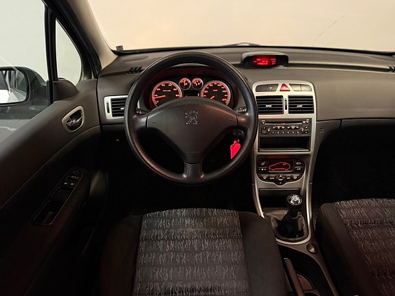 Peugeot 307 12 of 16
