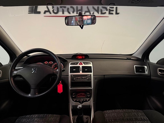 Peugeot 307 16 of 16