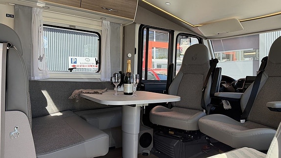 Etrusco I 7400 SB 4400 kg / 180 hk / Aut / Taksäng / Solcell- Prissänkt! 4 of 21
