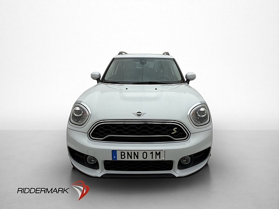 MINI Countryman Cooper SE 2 of 5