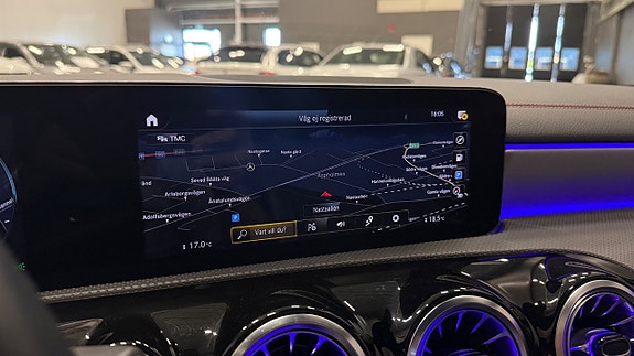 Mercedes-Benz CLA180 22 of 30