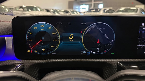 Mercedes-Benz CLA180 23 of 30