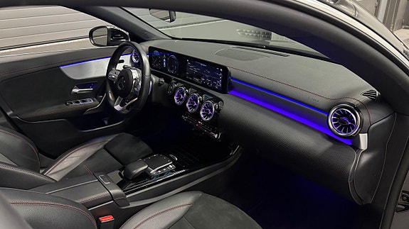 Mercedes-Benz CLA180 19 of 30