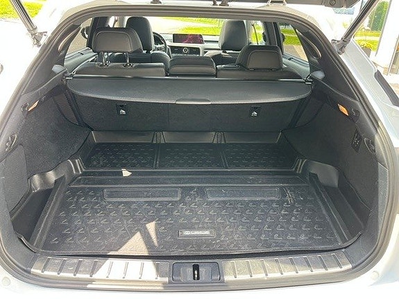 Lexus RX450h 7 of 8