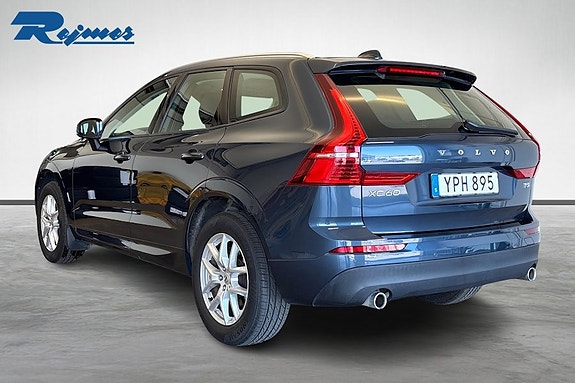 Volvo XC60 3 of 5