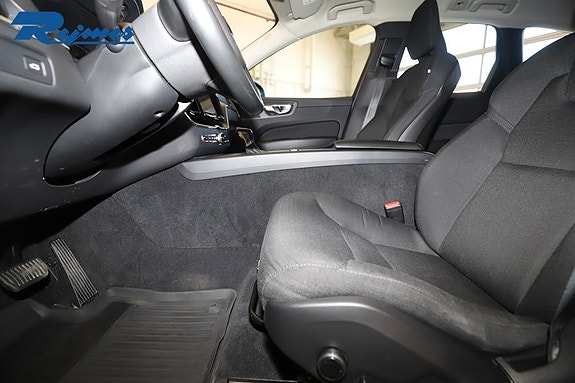 Volvo XC60 5 of 5