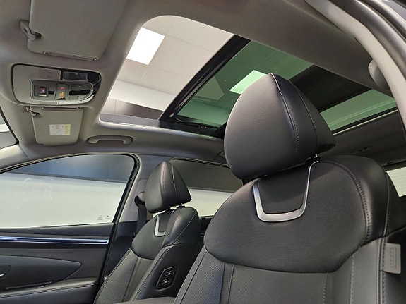 Hyundai Tucson 17 of 30