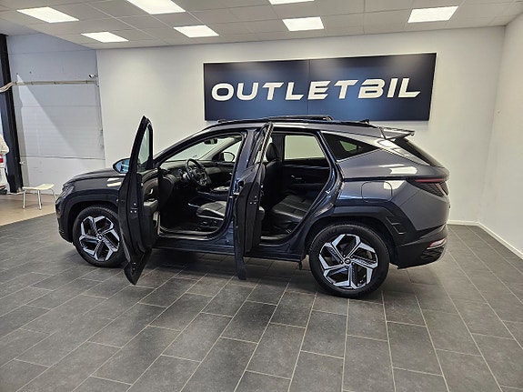 Hyundai Tucson 4 of 5