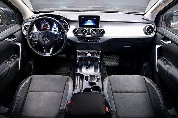 Mercedes-Benz X250 d 13 of 22