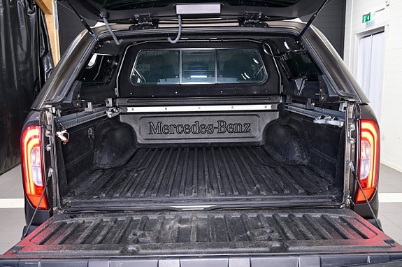 Mercedes-Benz X250 d 7 of 22