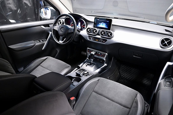 Mercedes-Benz X250 d 11 of 22