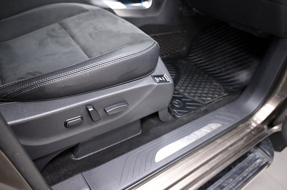 Mercedes-Benz X250 d 10 of 22