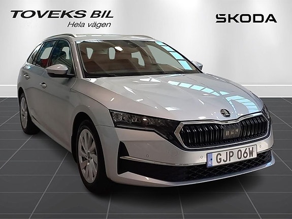 Skoda Octavia 3 of 5
