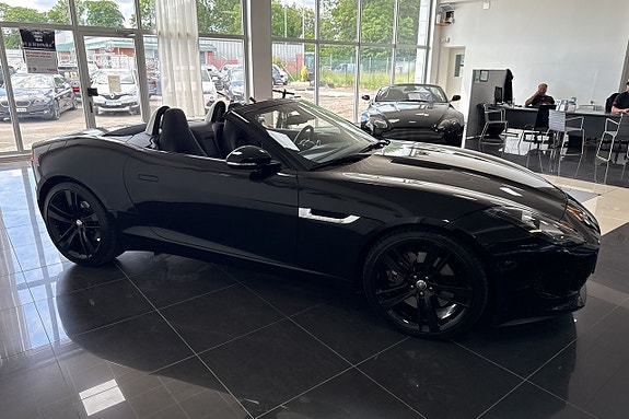 Jaguar F-TYPE 6 of 8