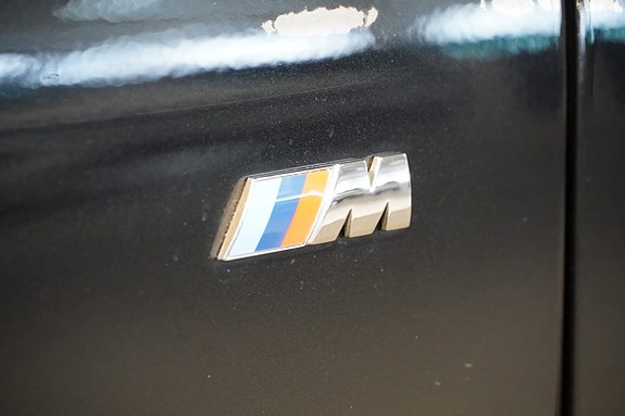 BMW 118i 4 of 5
