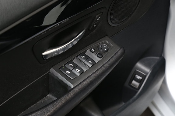 BMW 218i 15 of 26
