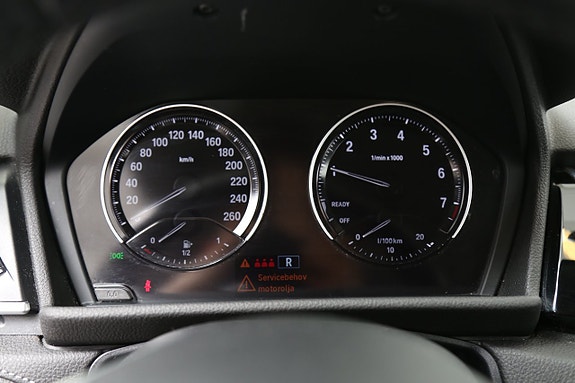BMW 218i 13 of 26