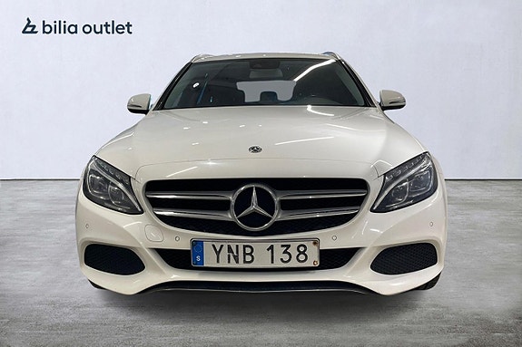 Mercedes-Benz C220 d 3 of 25