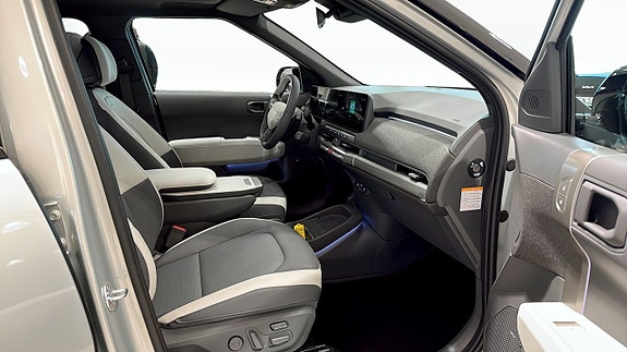 Kia EV3 7 of 12
