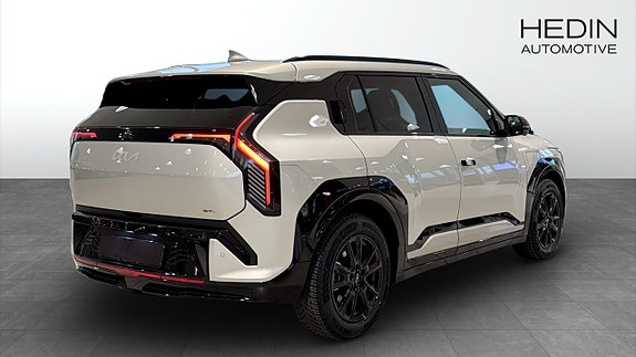 Kia EV3 4 of 12