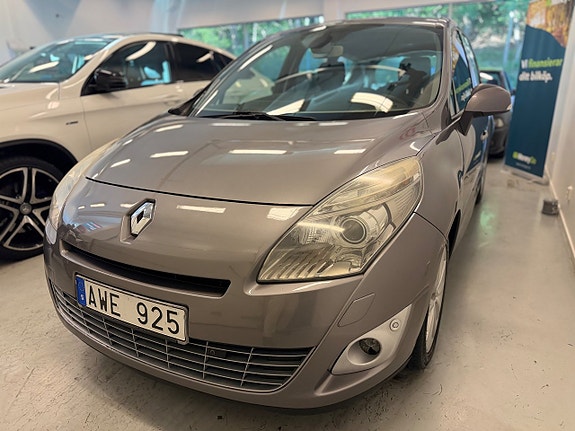 Renault Grand Scenic III 4 of 5