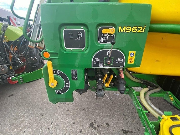 John Deere M962i 17 of 18