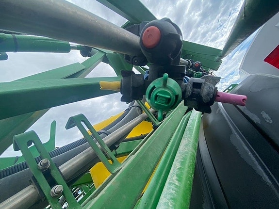 John Deere M962i 7 of 18