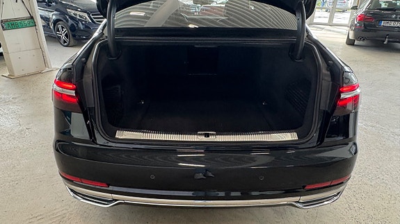 Audi A8 3 of 5