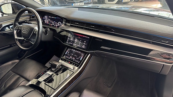 Audi A8 16 of 16