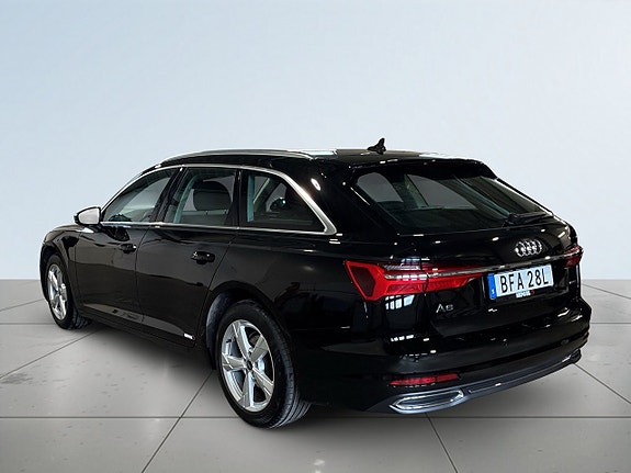 Audi A6 4 of 5