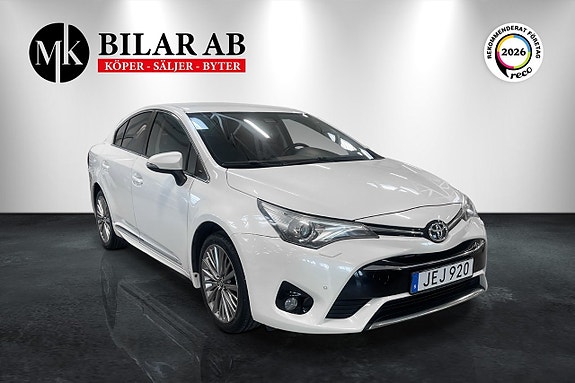 Toyota Avensis 3 of 5
